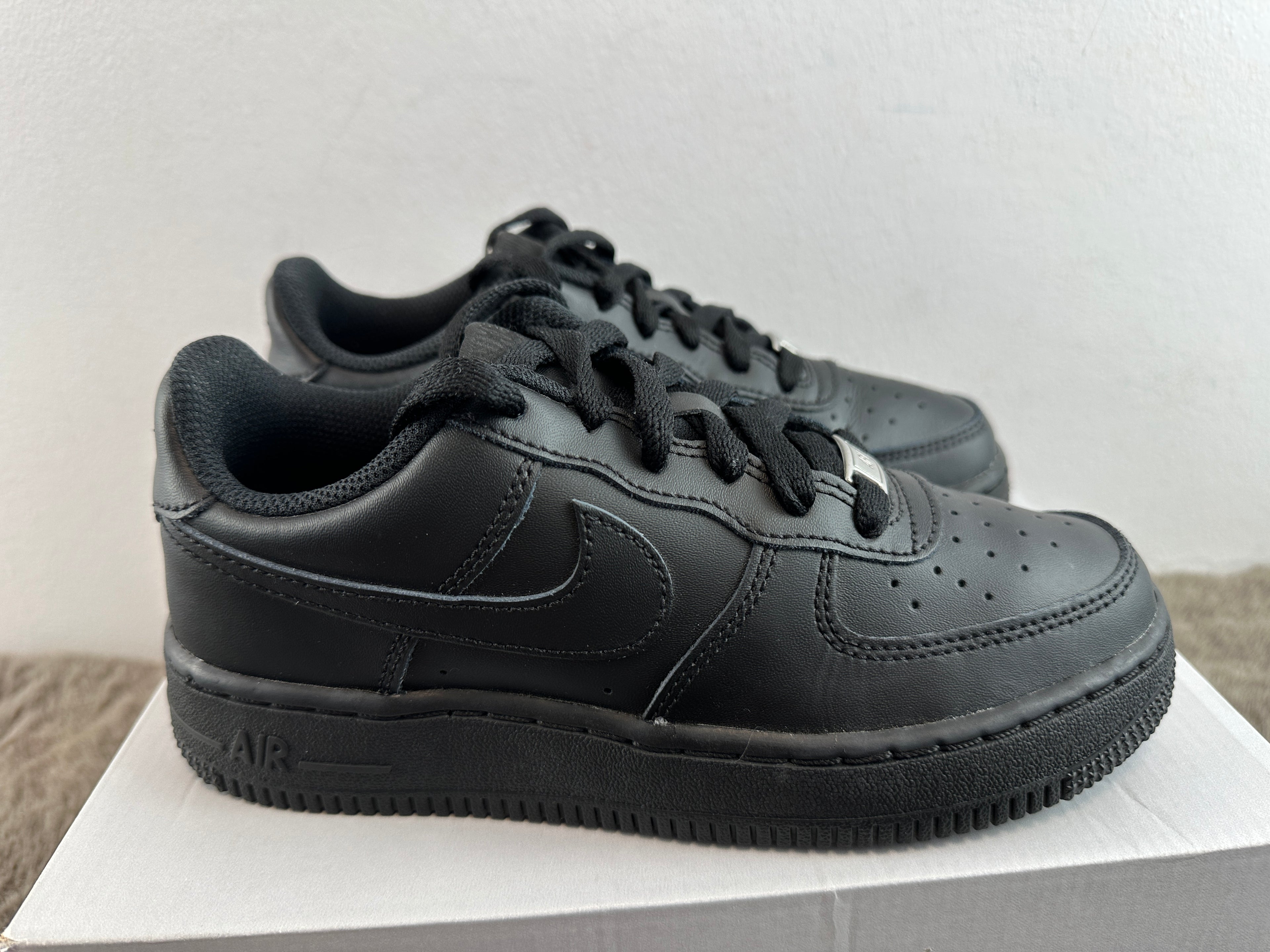 NIKE AIR FORCE 1 LE (GS)