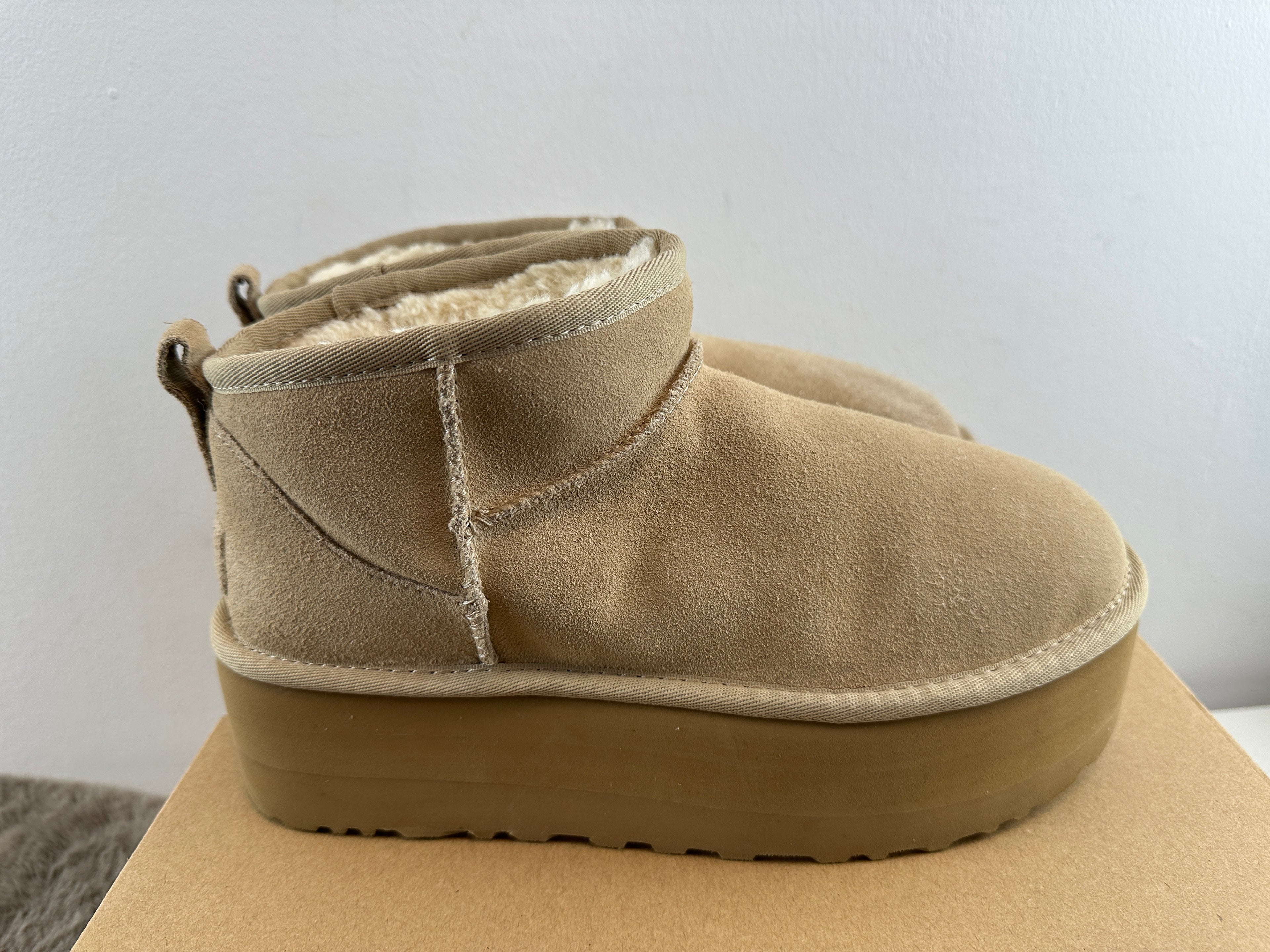 ugg classic mini platform