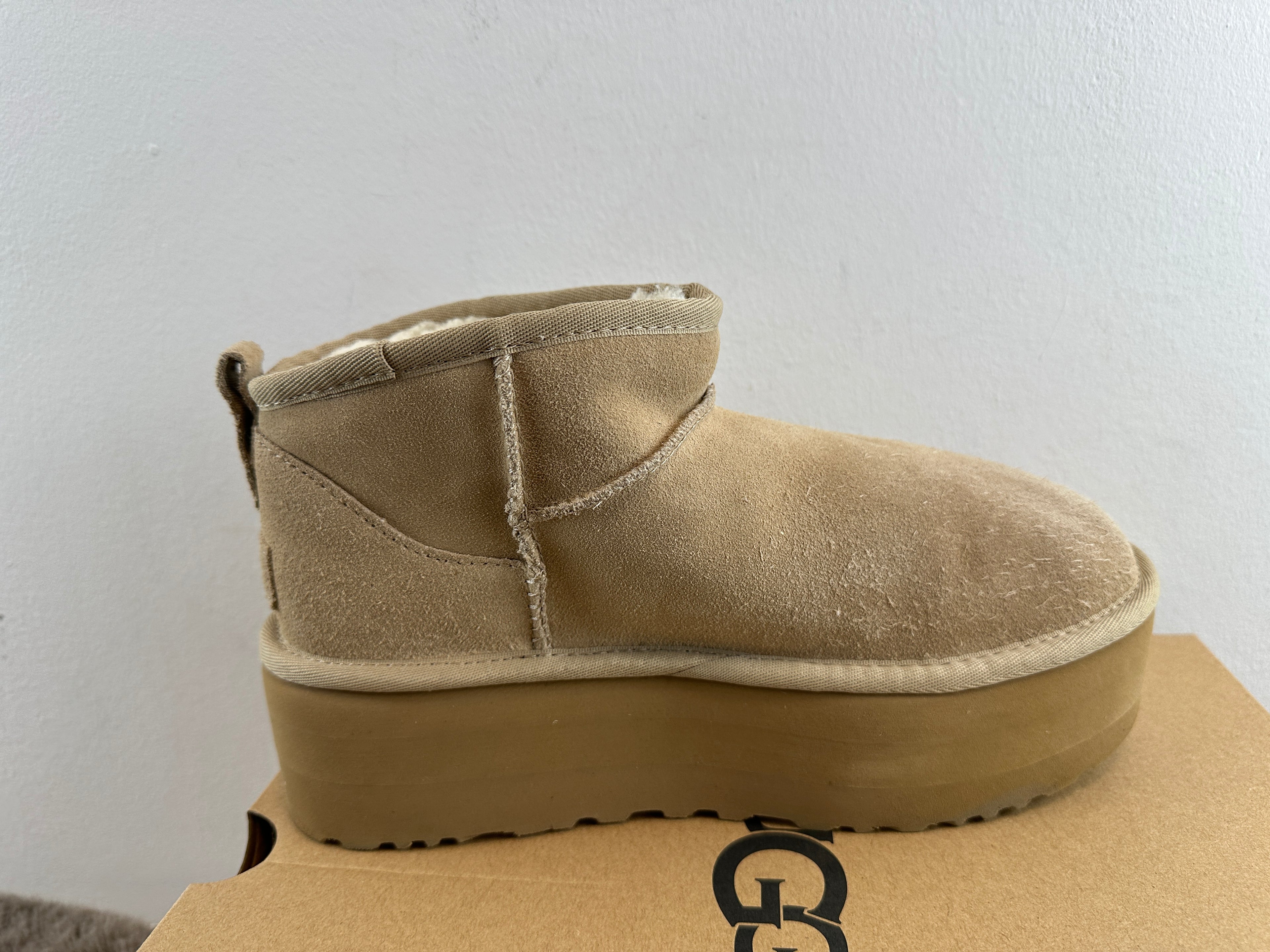 ugg classic mini platform