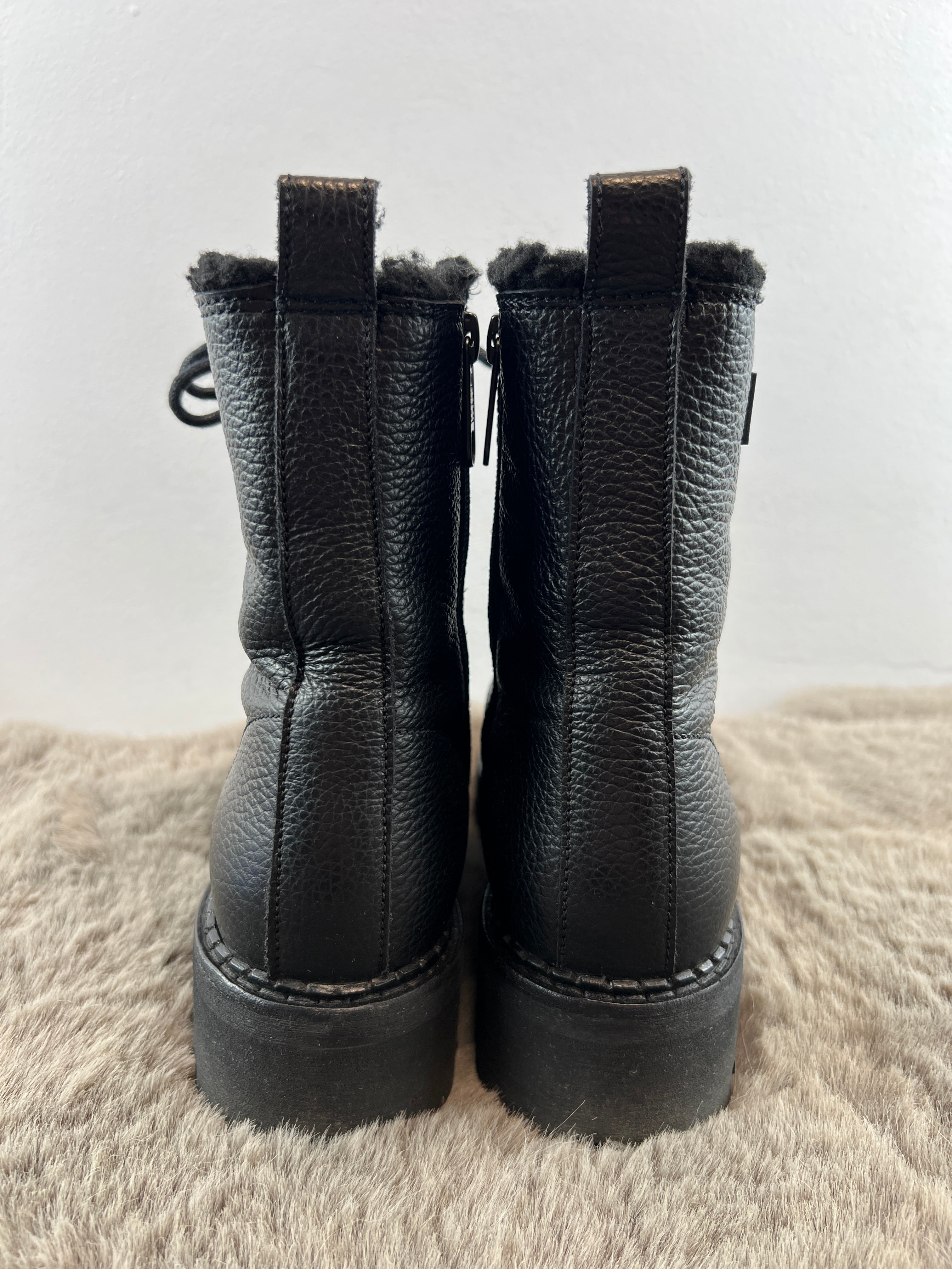 TOMMY HILFIGER URBAN LACEUP BOOT