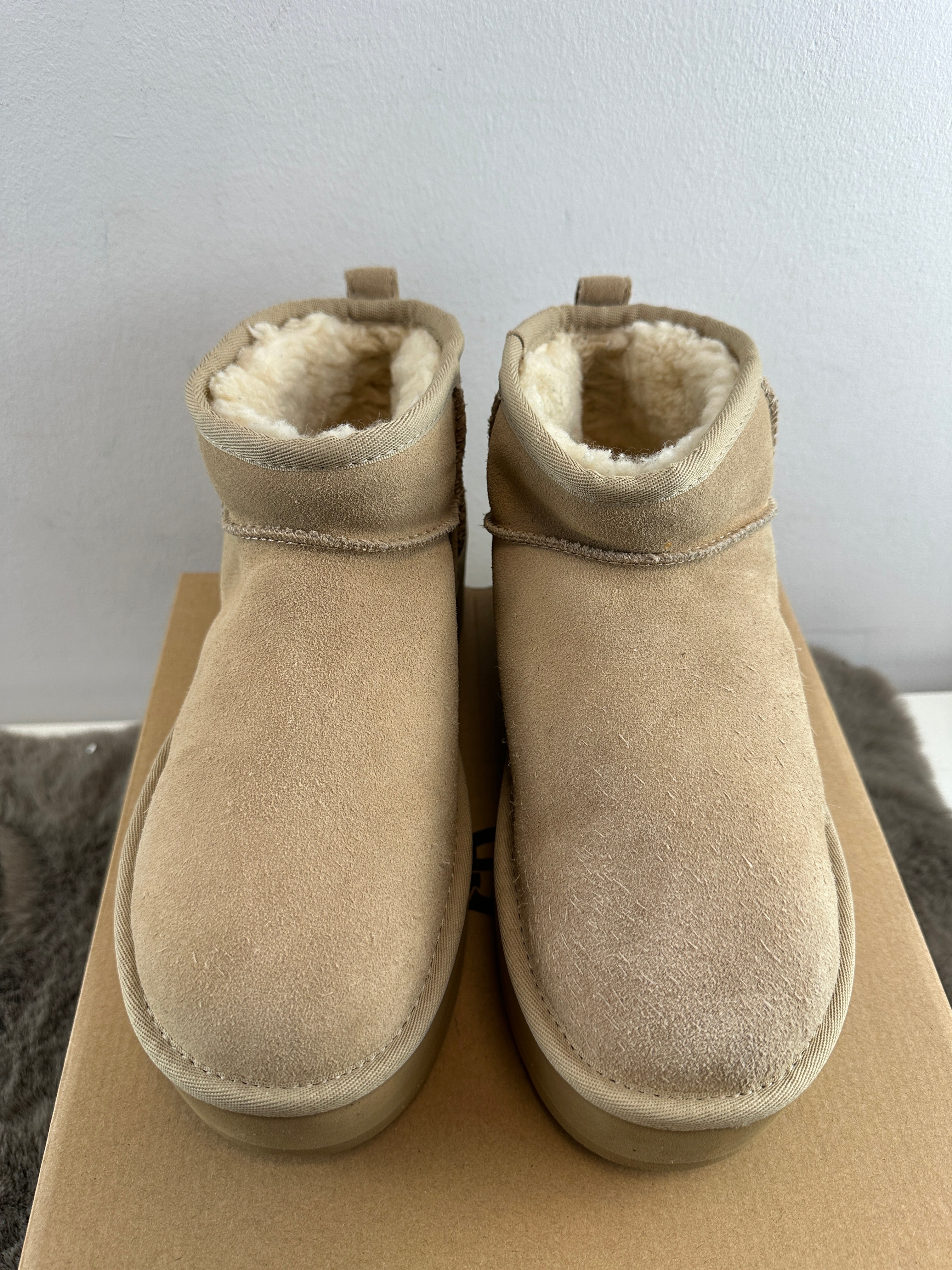 ugg classic mini platform