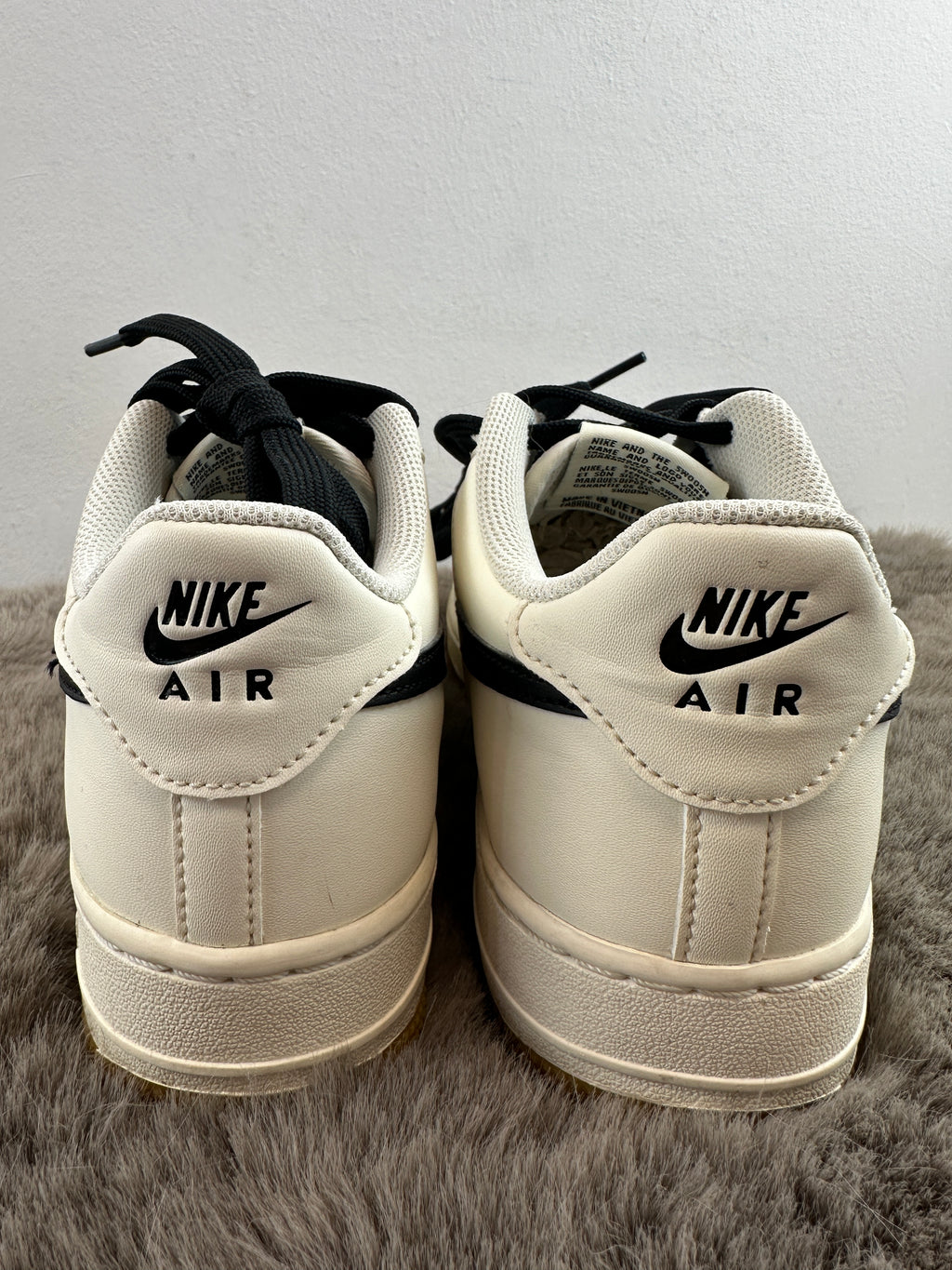 nike air force 1 lv8