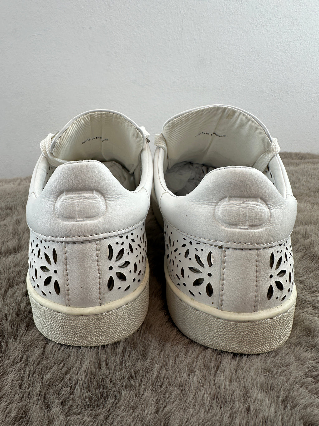 twinset laser cut flower 38