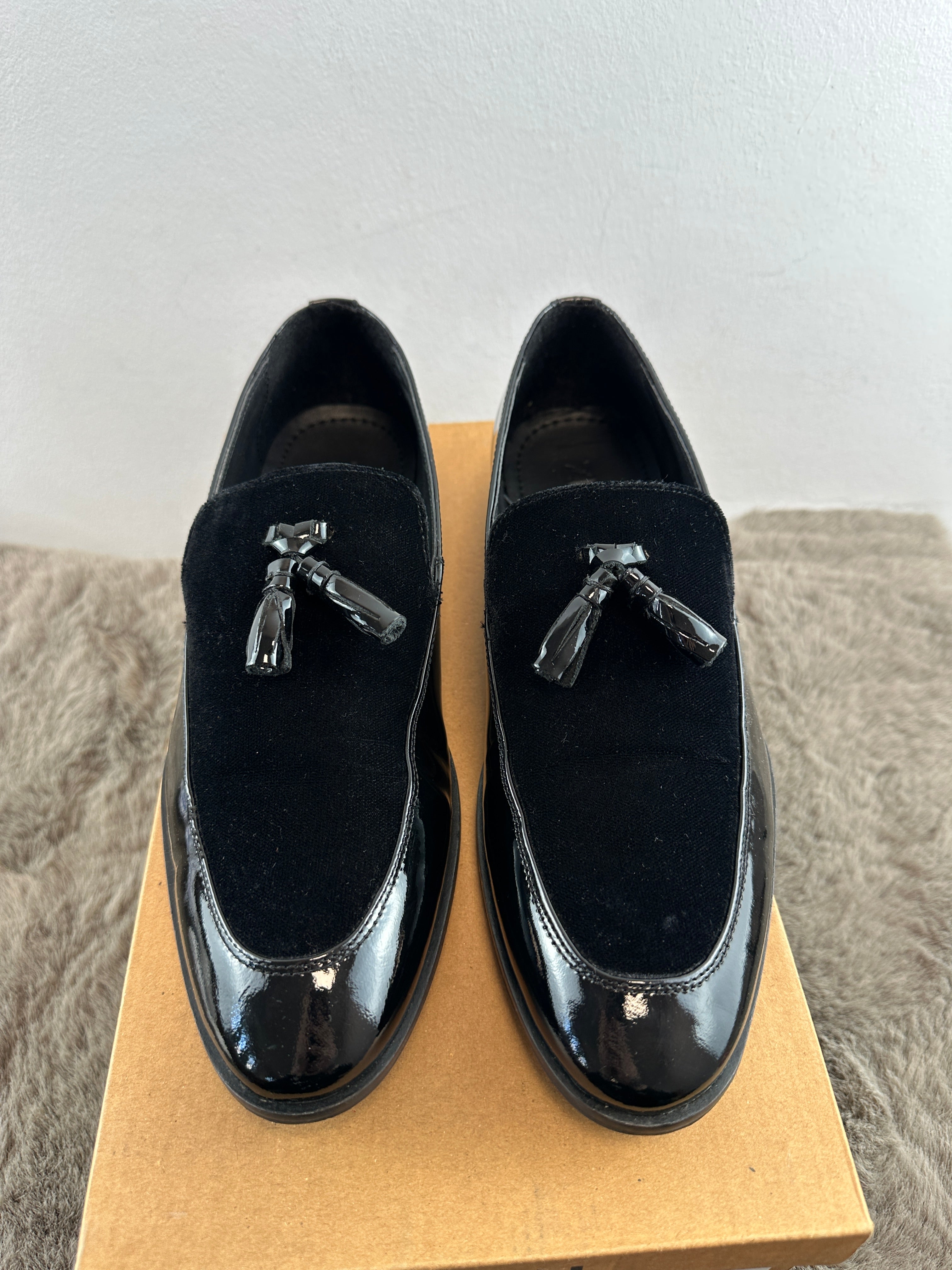 ZIGN LOAFERS