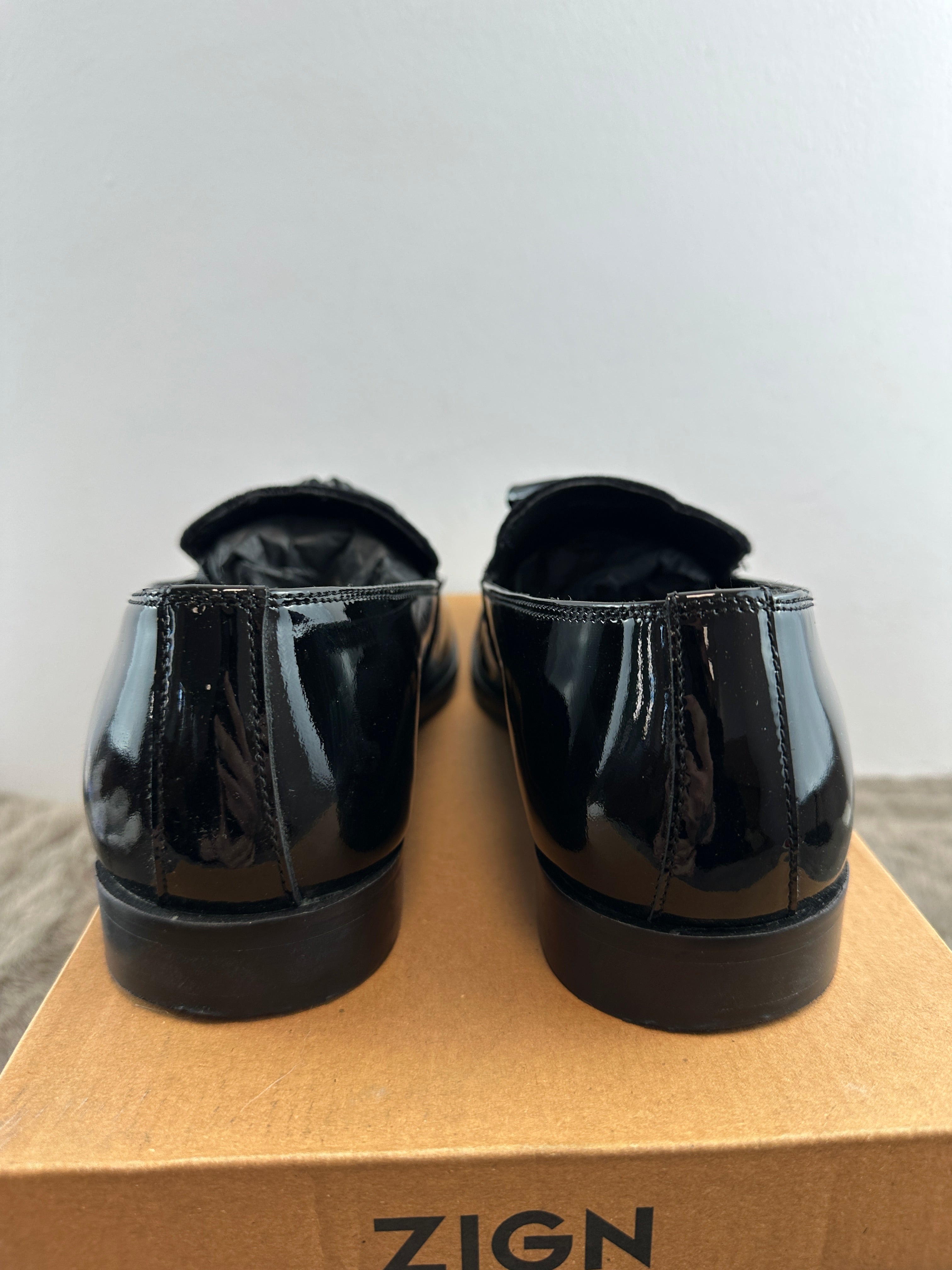 ZIGN LOAFERS