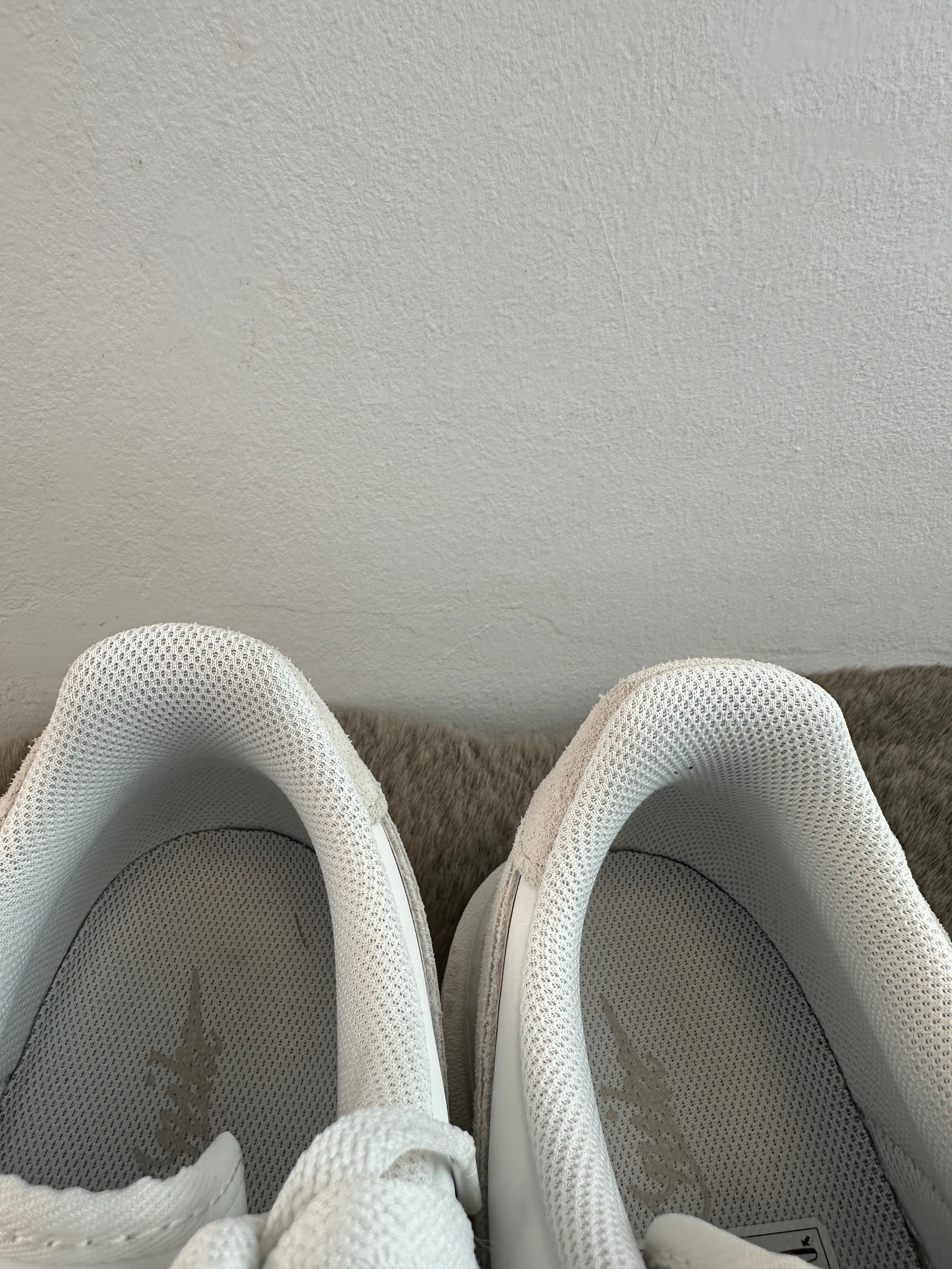 NIKE AIR FORCE 1 LUXE
