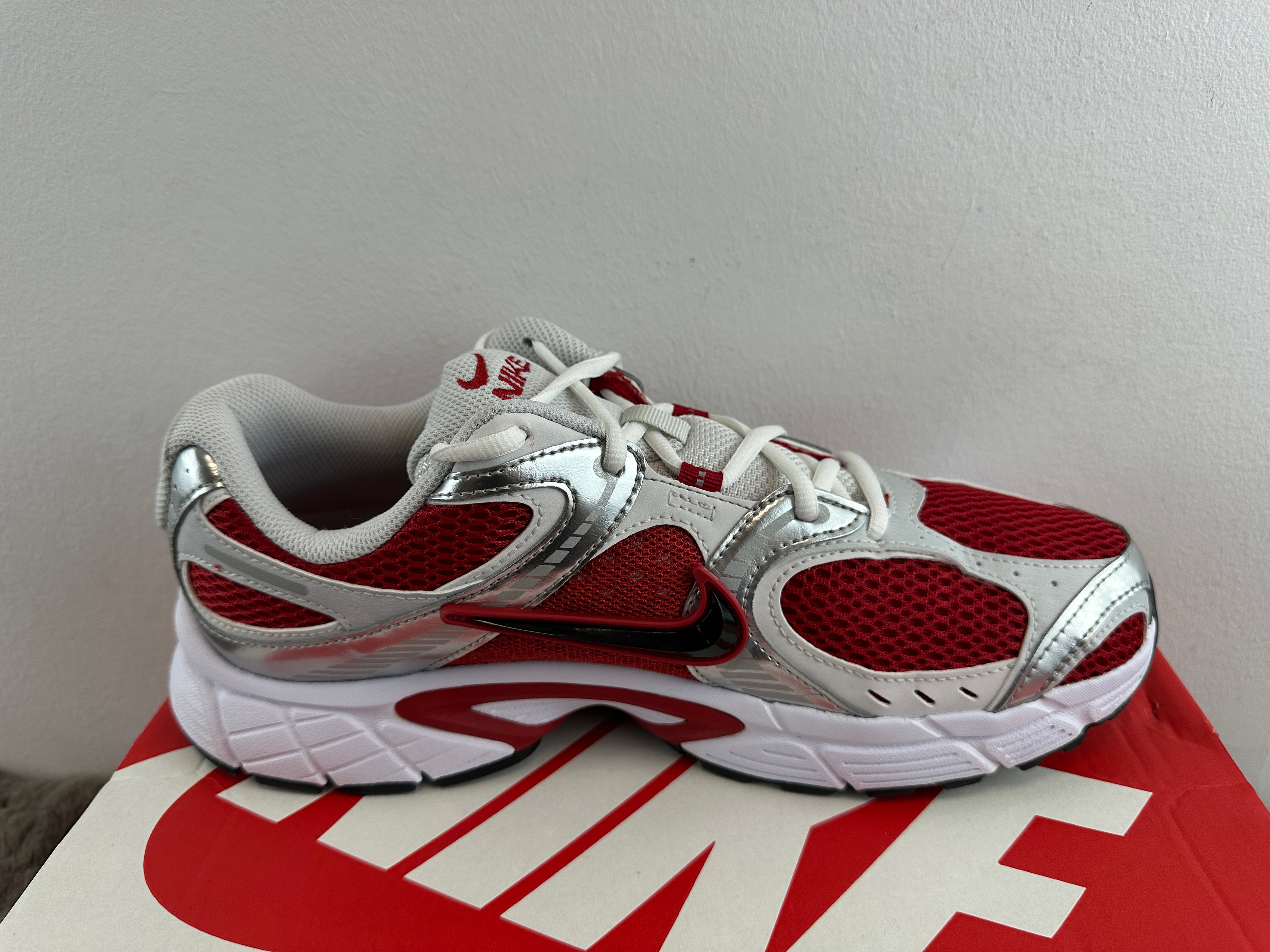 NIKE V5 RNR