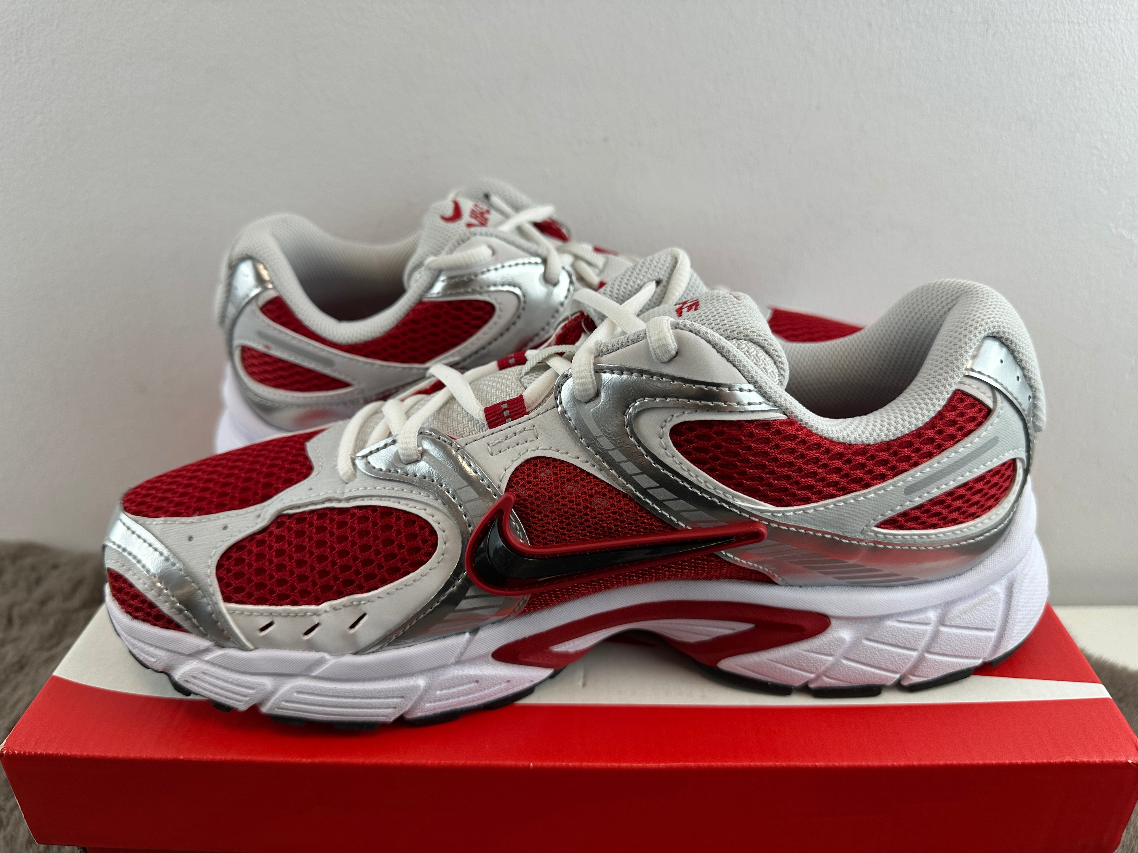 NIKE V5 RNR