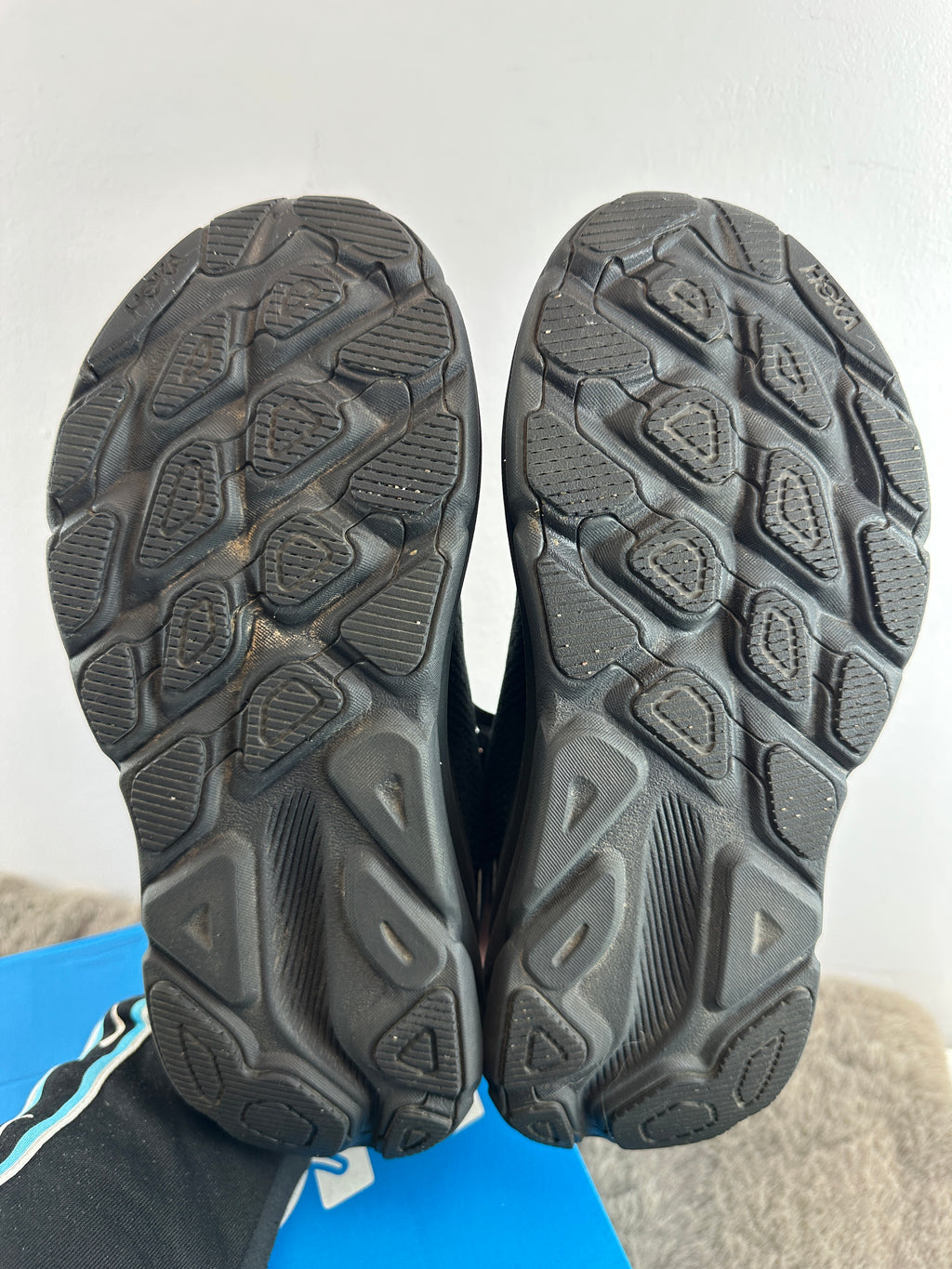 HOKA CLIFTON 9 GTX