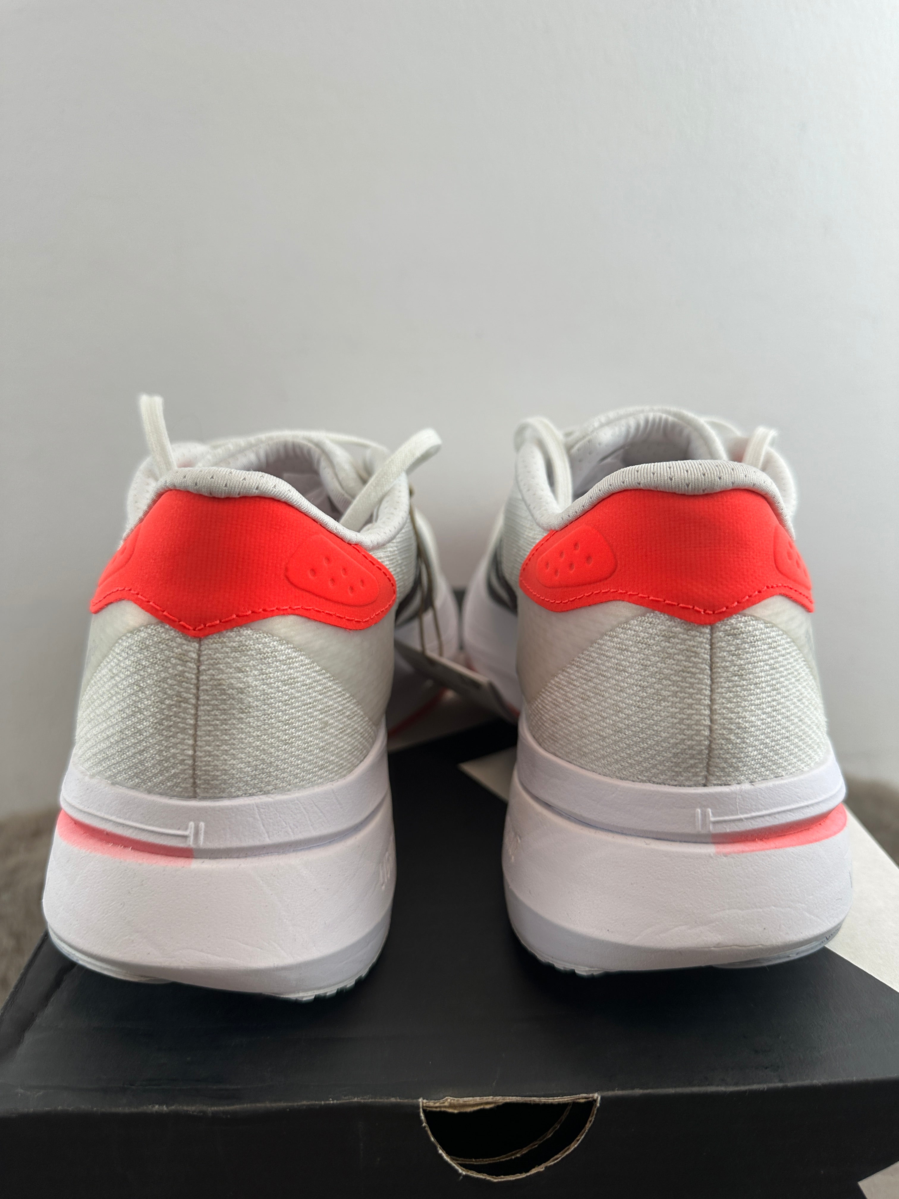 ADIDAS ADIZERO SL2