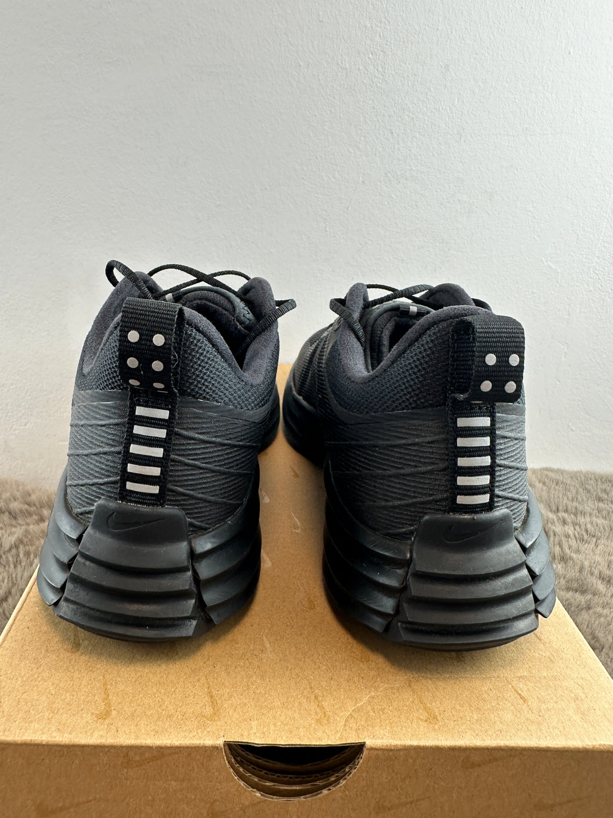Nike Lunar Roam buty damskie sportowe 39