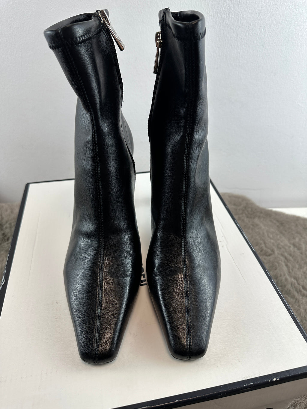 STEVE MADDEN FREIDA