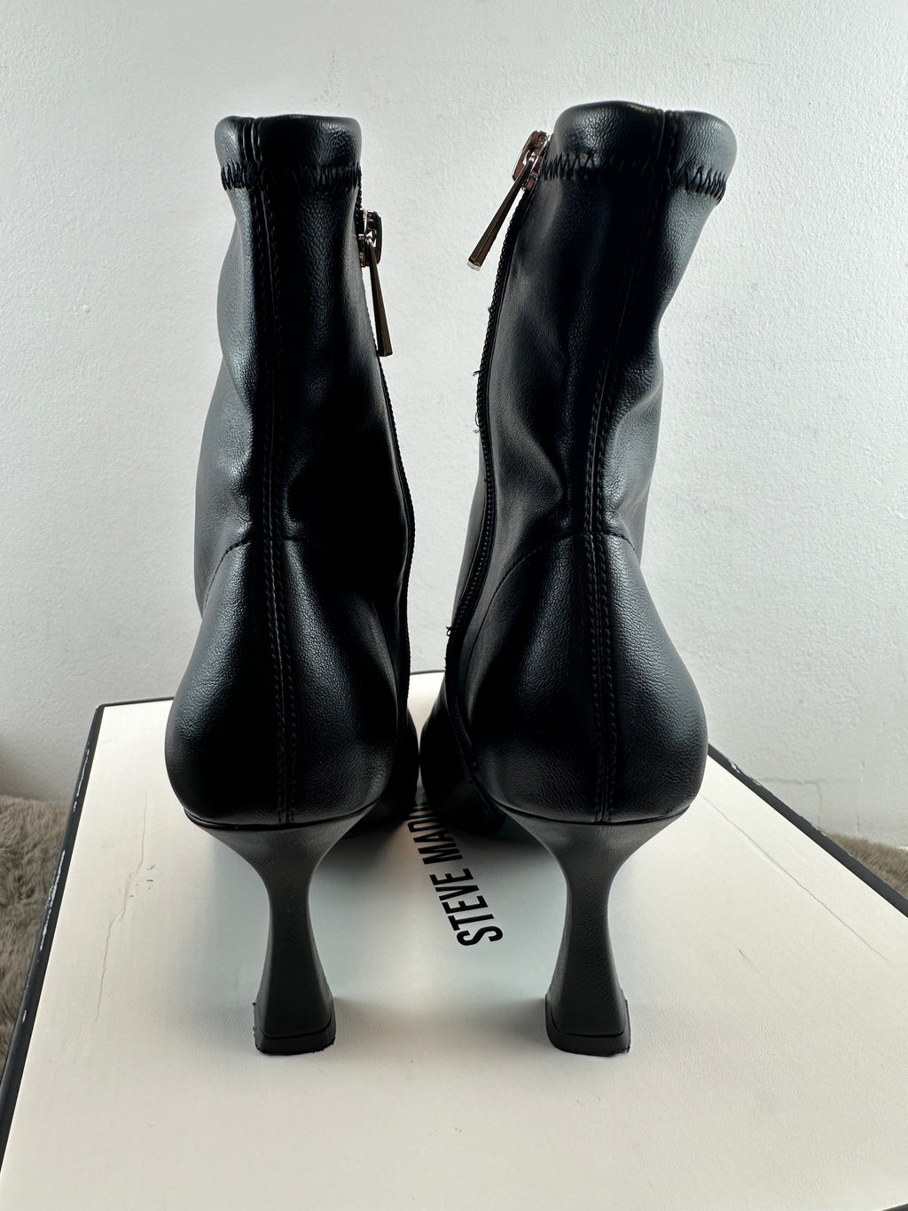 STEVE MADDEN FREIDA