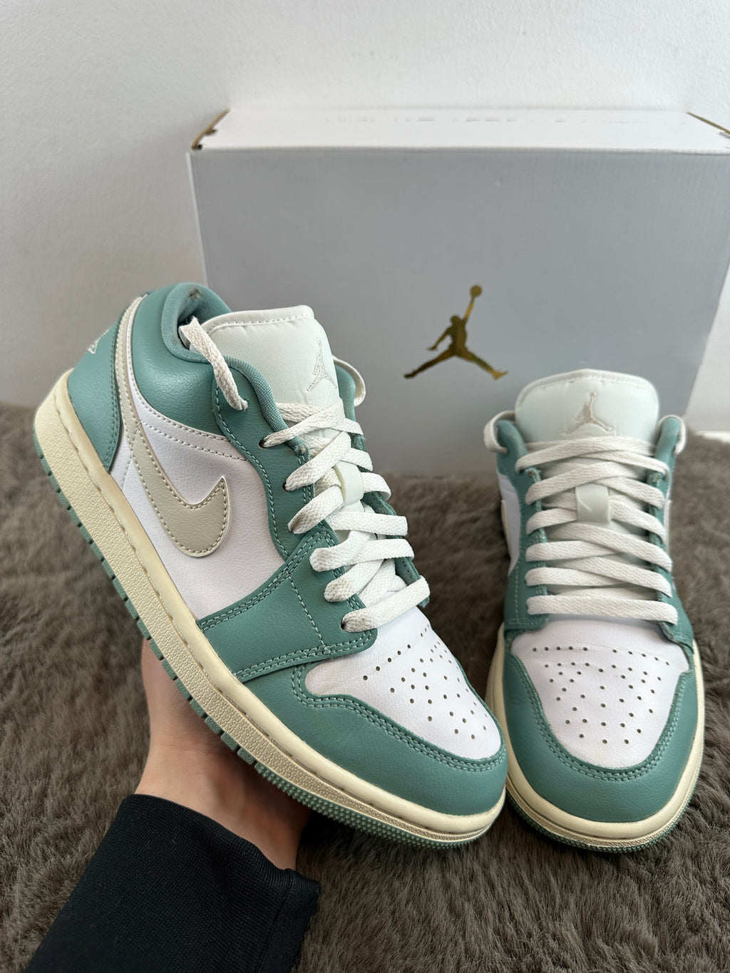 NIKE AIR JORDAN 1 LOW "WHITE CANNON"