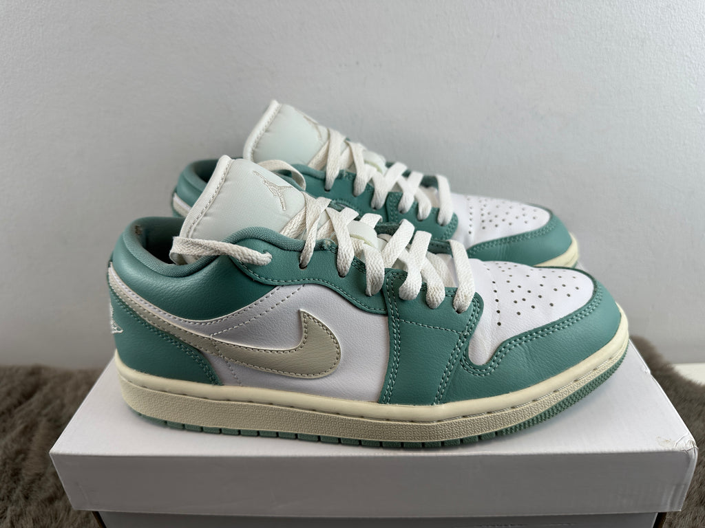 NIKE AIR JORDAN 1 LOW "WHITE CANNON"