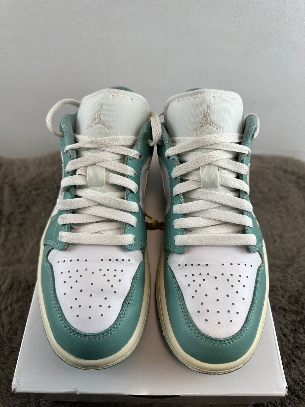 NIKE AIR JORDAN 1 LOW "WHITE CANNON"