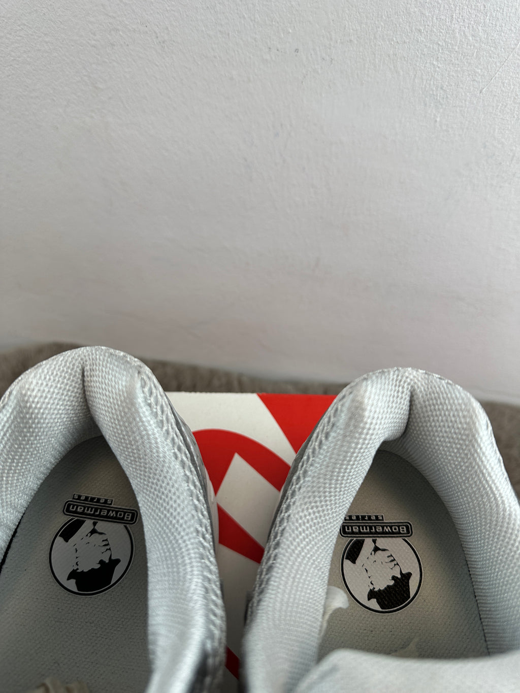 NIKE ZOOM VOMERO 5