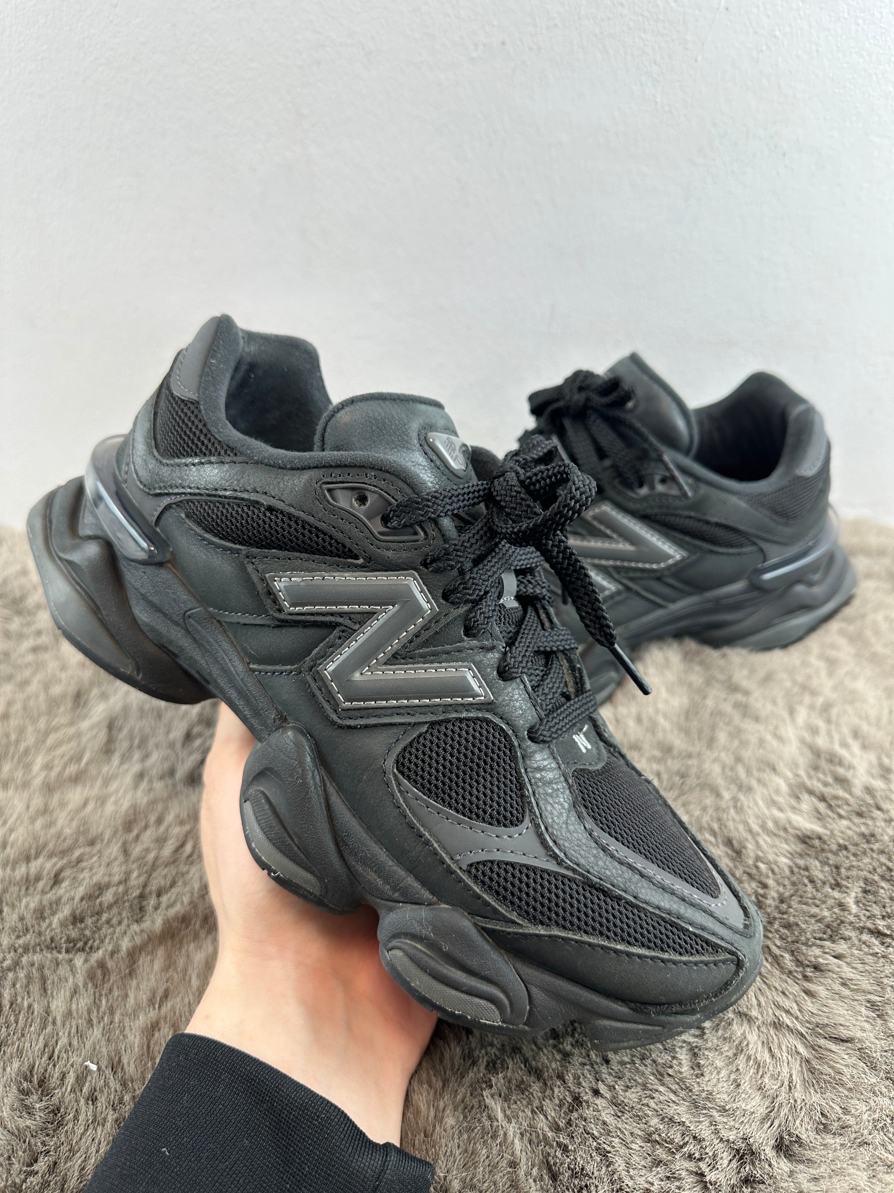 NEW BALANCE U9060ZGE