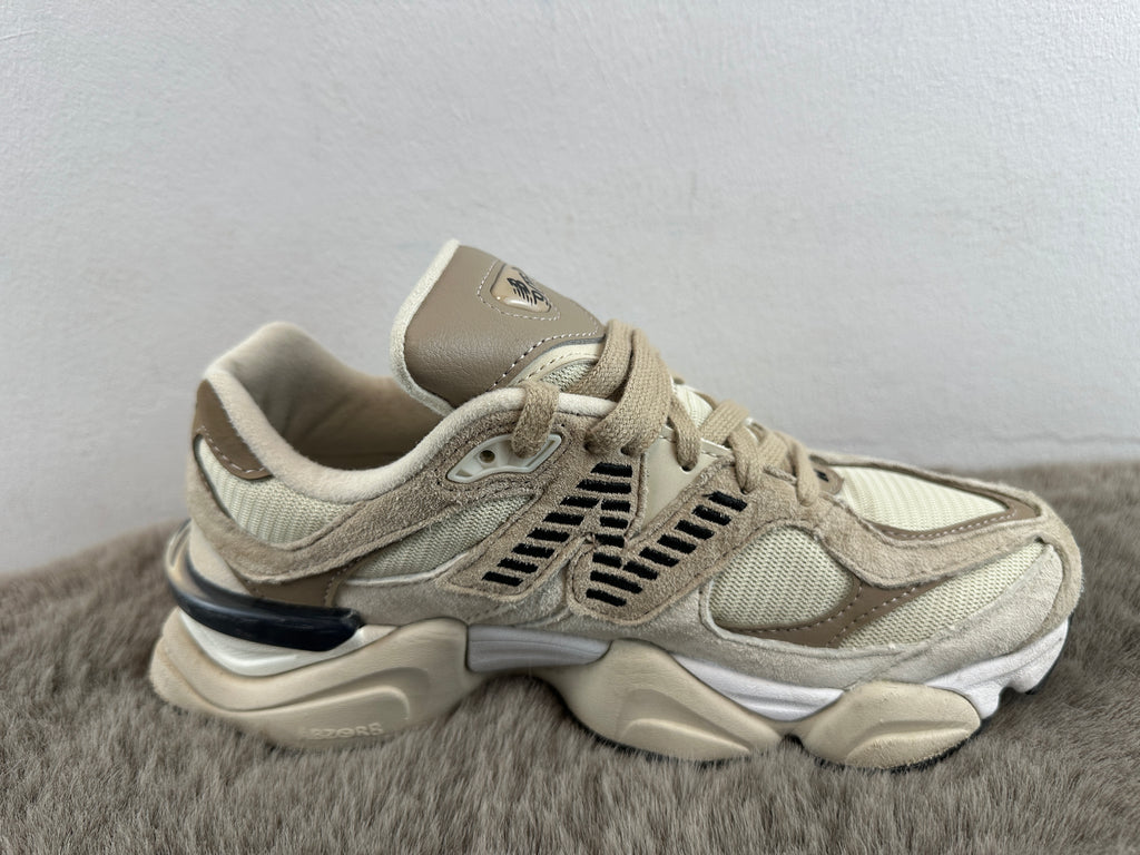 NEW BALANCE U9060ZBB