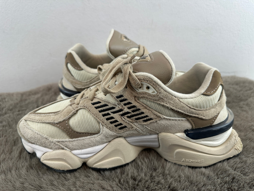 NEW BALANCE U9060ZBB