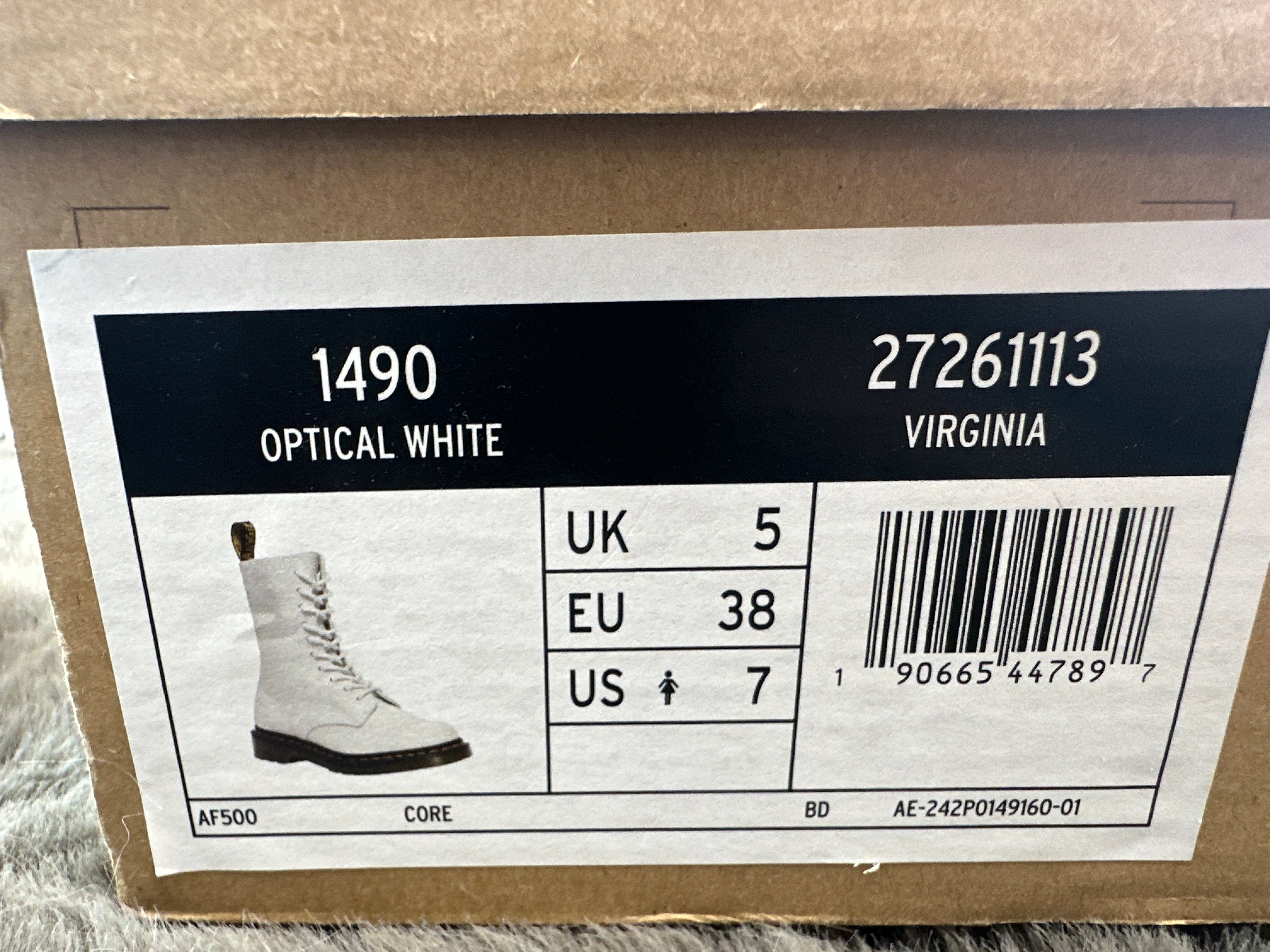 DR.MARTENS 1490 38