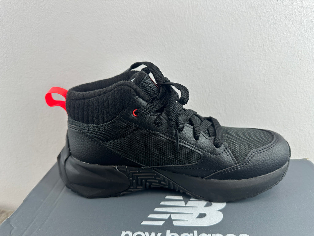 NEW BALANCE GT800