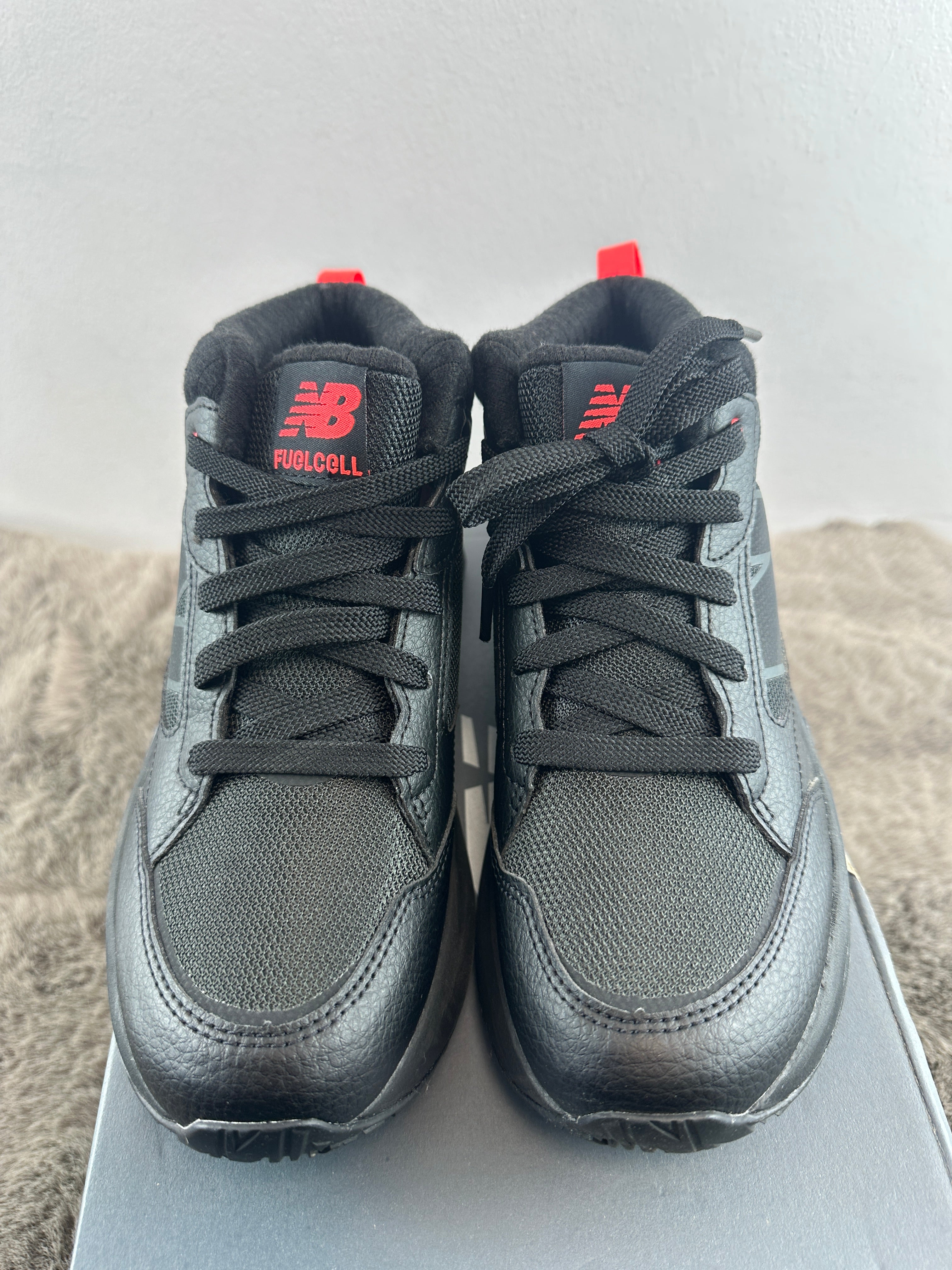 NEW BALANCE GT800