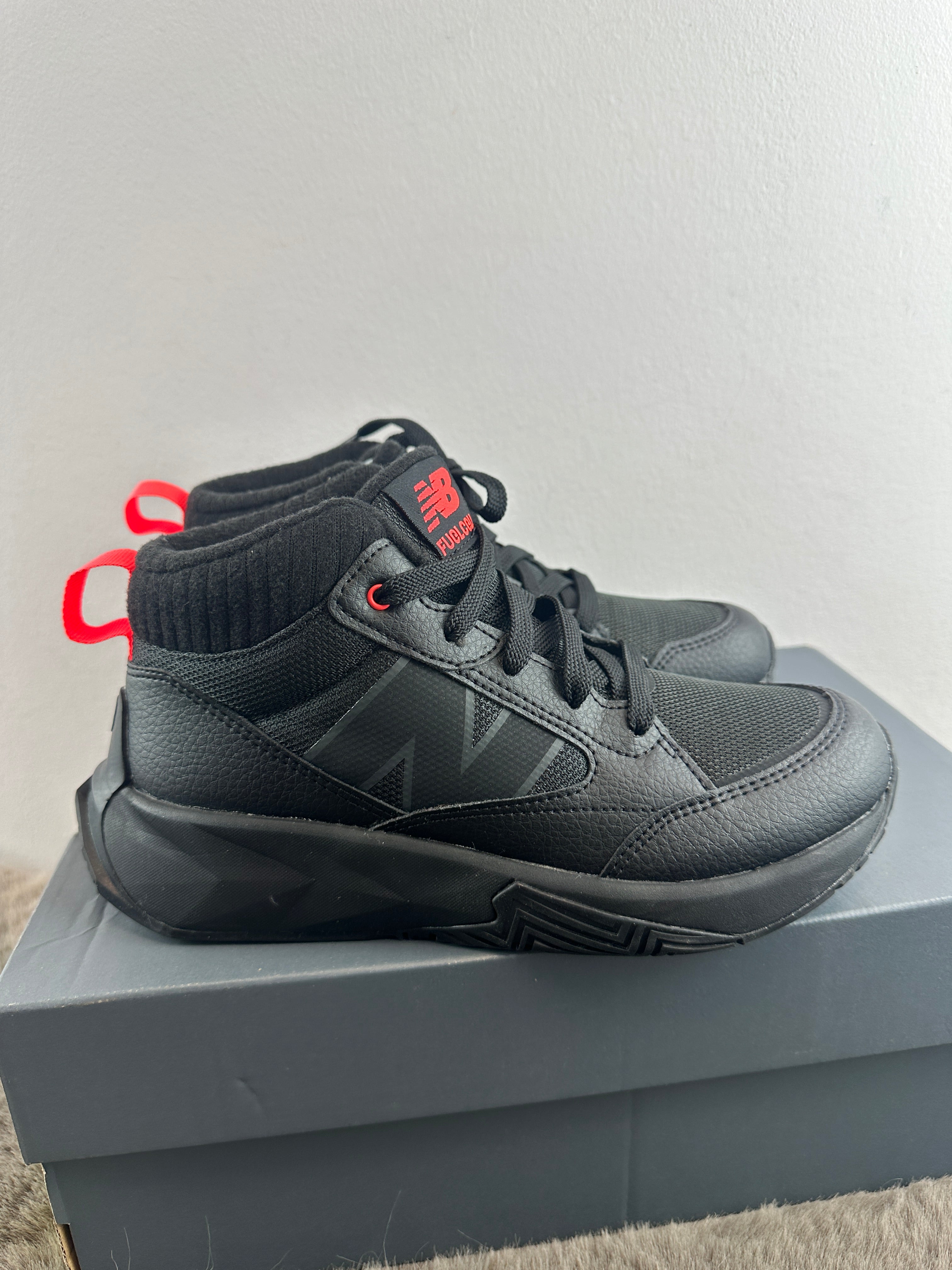 NEW BALANCE GT800