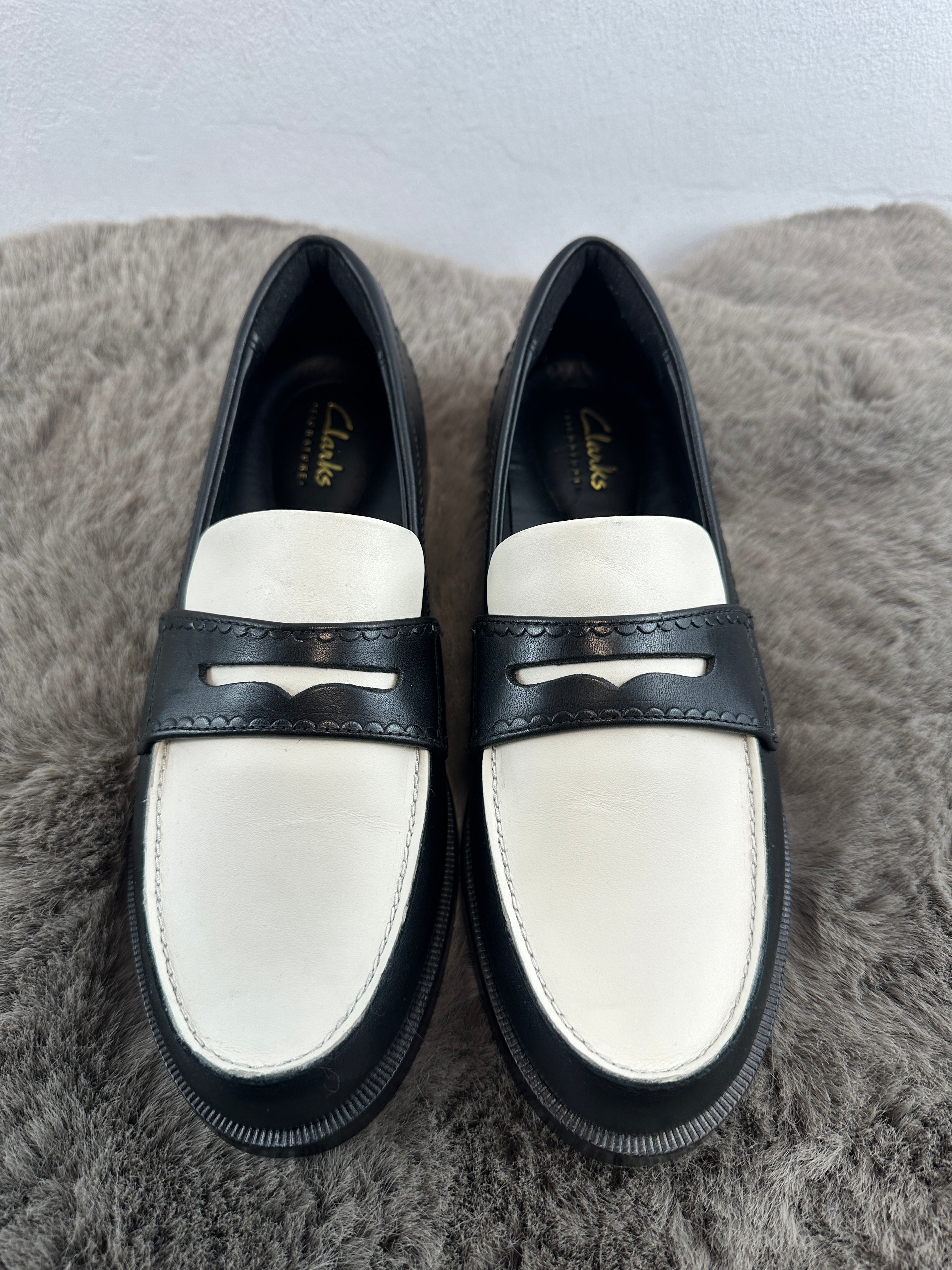 CLARKS STRAVEN EDGE