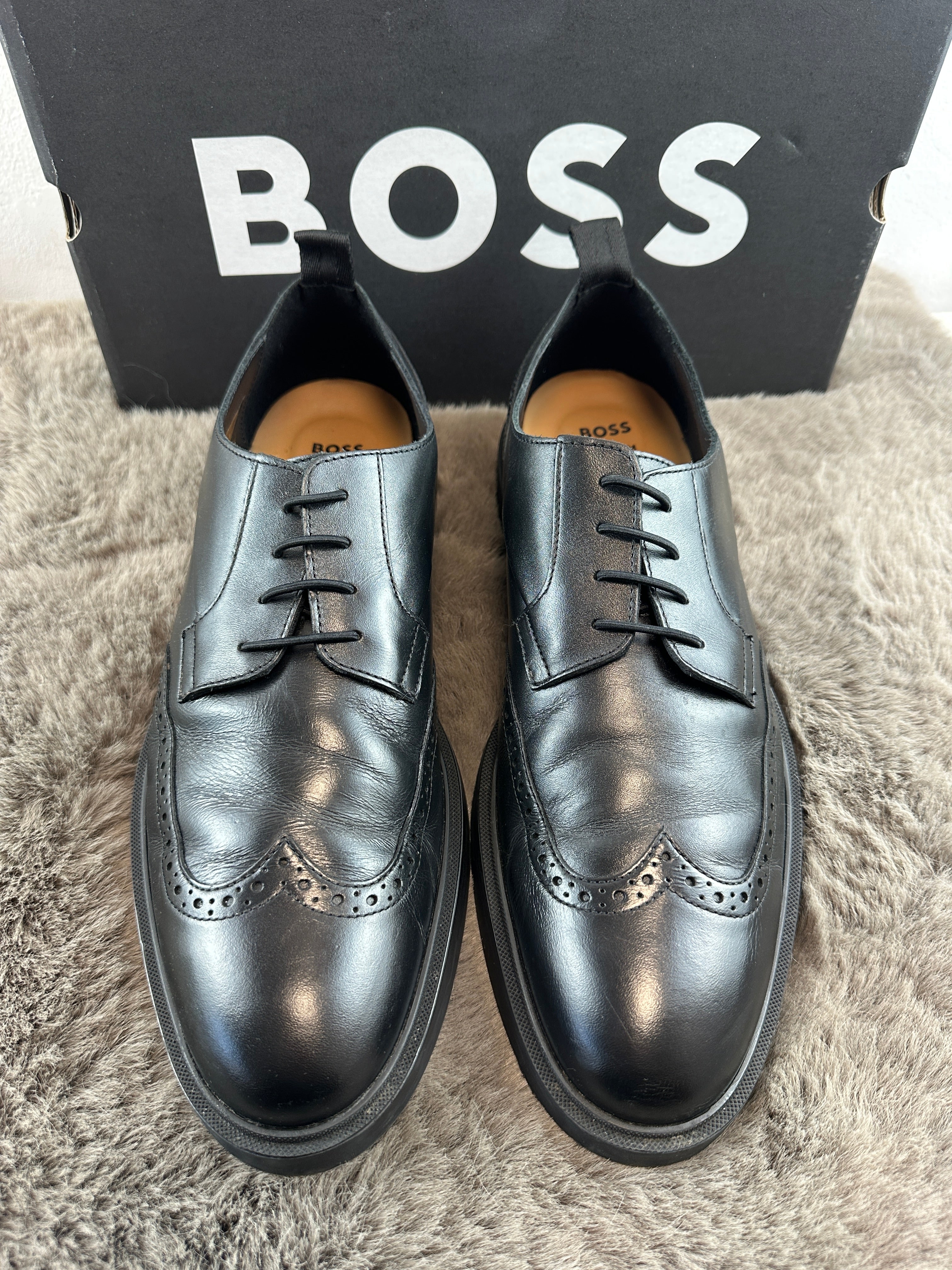 BOSS CALEV DERB