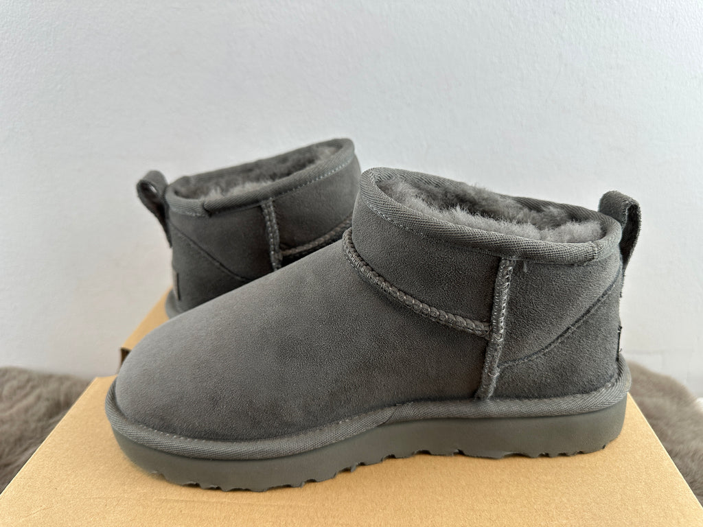 UGG CLASSIC ULTRA MINI