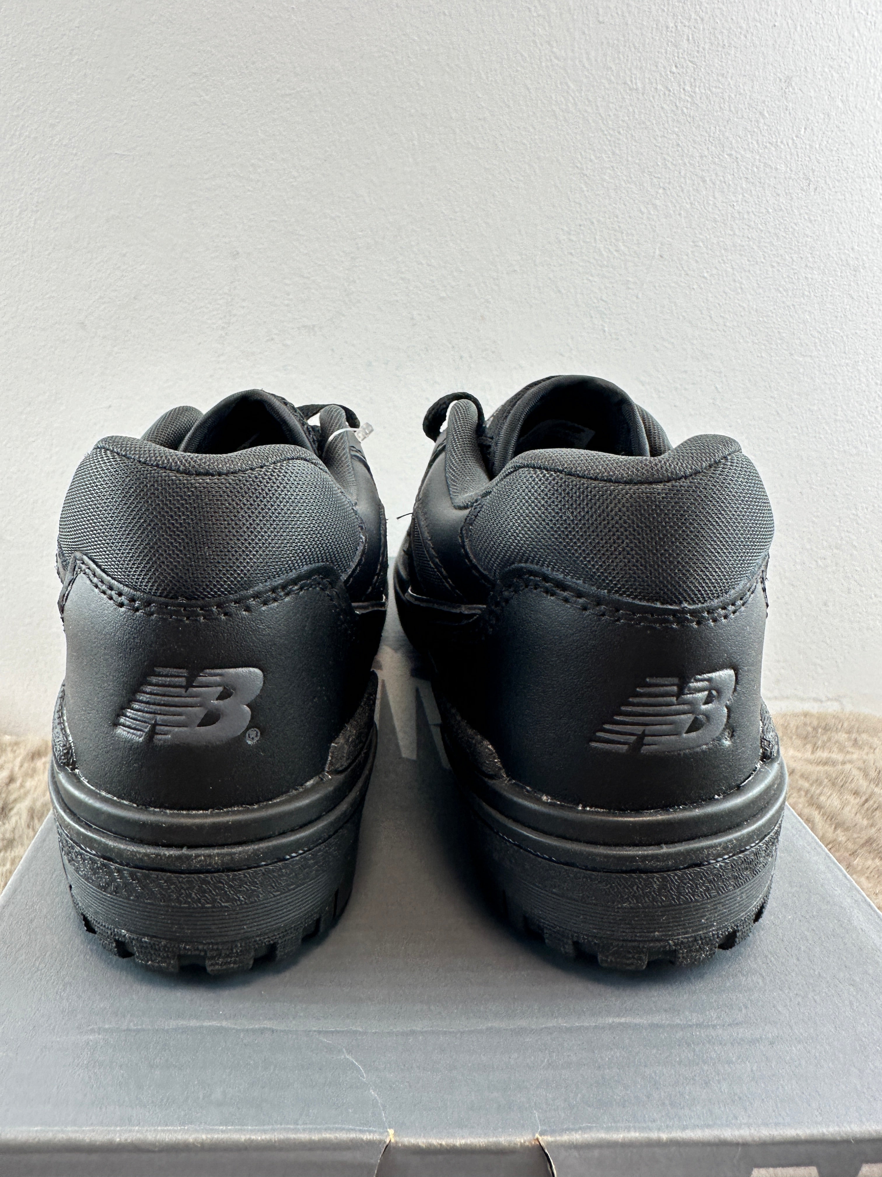 NEW BALANCE 550