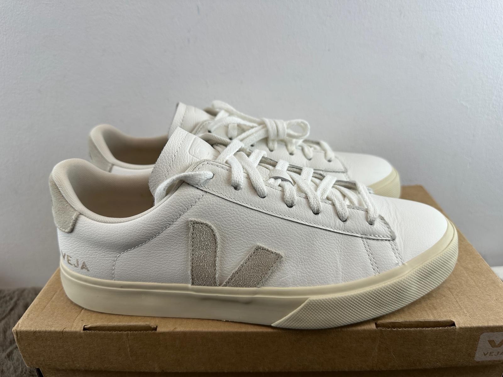 VEJA CAMPO LEATHER