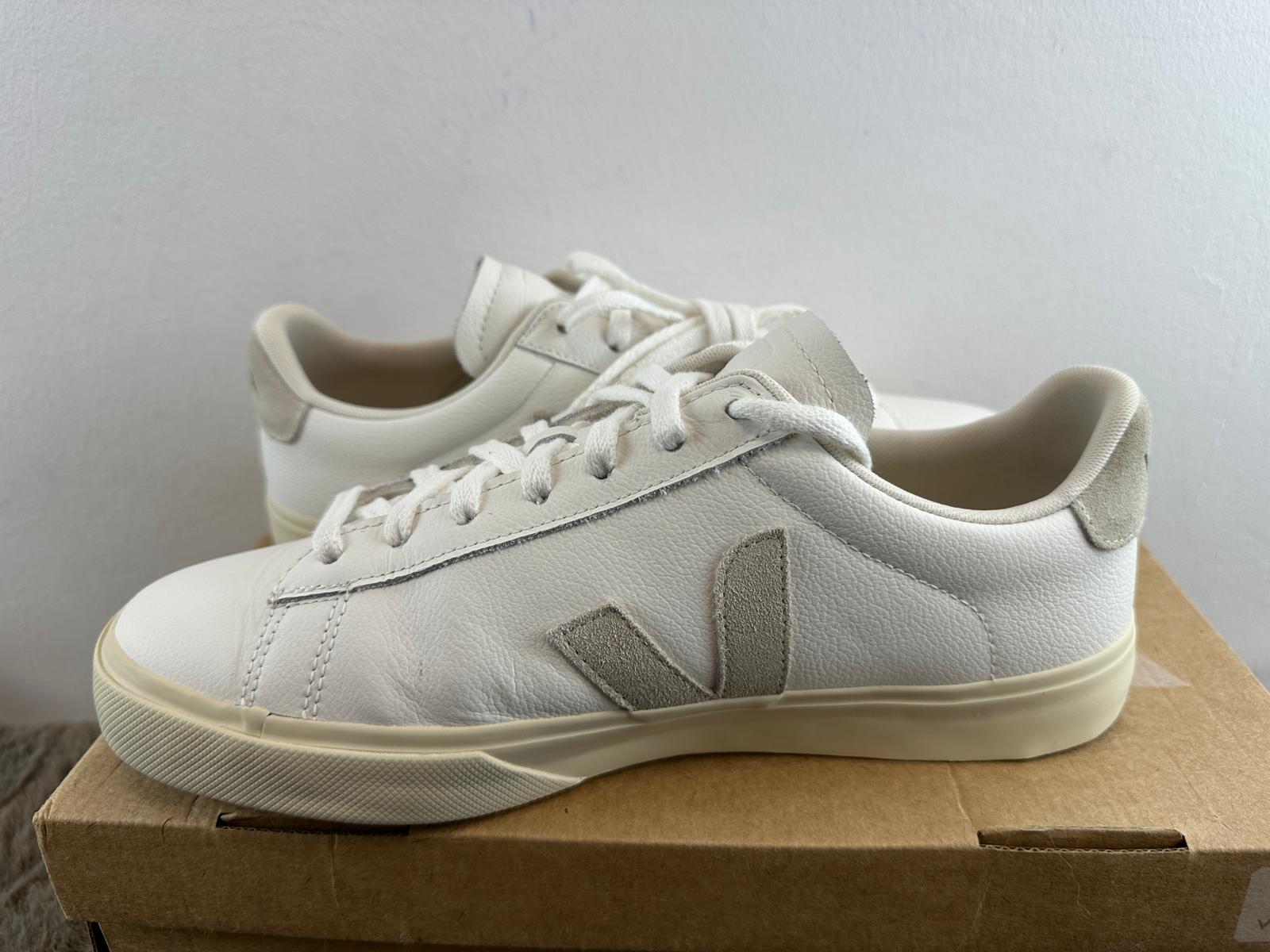 VEJA CAMPO LEATHER